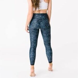 ZYIA Active Gray Patterned Leggings